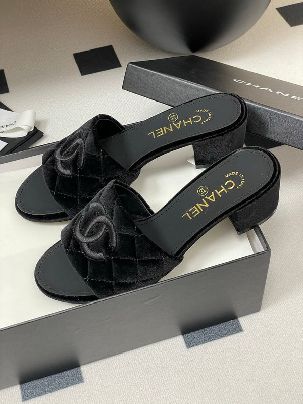 25S Embroidery Double C Mule 50mm Black Velvet 247575