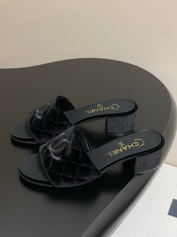 25S Embroidery Double C Mule 50mm Black Velvet 247575