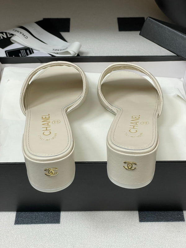 25S Embroidery Double C Mule 50mm White Lambskin 247578