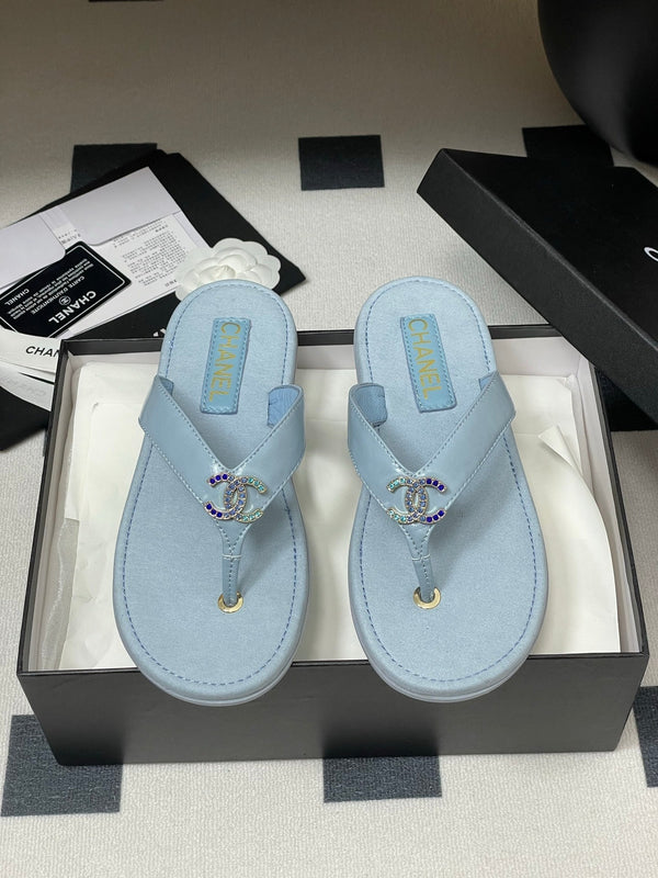 CC 25P Double C 1 Motif Thongs Sandal Baby Blue Sheepskin 247702
