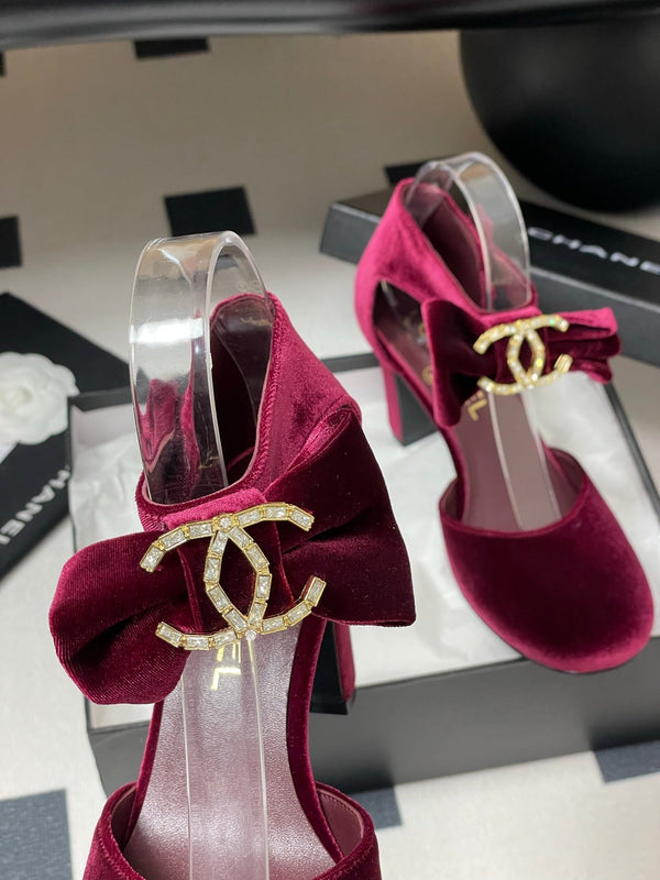 CC 25S Double C Rhinestone Buckle Bow High Heel Pump 85 Wine Velvet 247569