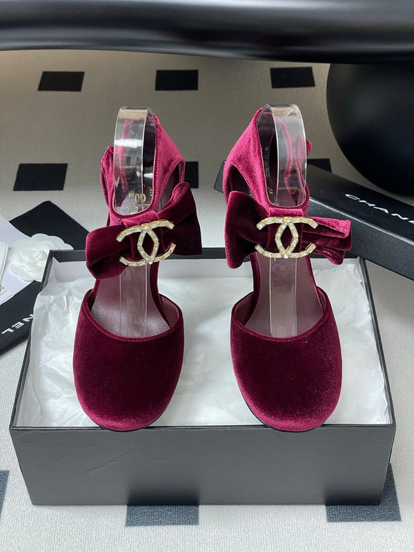 CC 25S Double C Rhinestone Buckle Bow High Heel Pump 85 Wine Velvet 247569