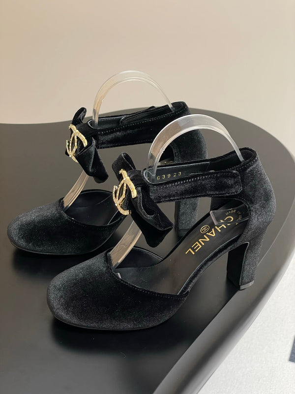 CC 25S Double C Rhinestone Buckle Bow High Heel Pump 85 Black Velvet 247570