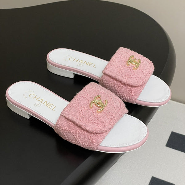 CC 25S Buckle Bag Mule Pink Fabric White Sheepskin 247599
