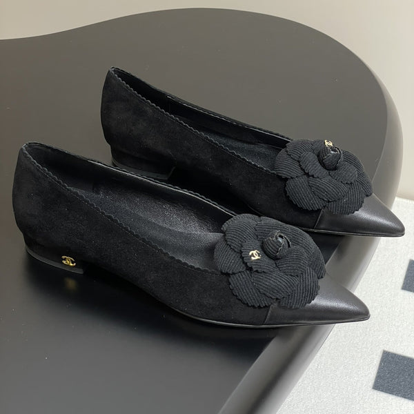 CC 25C Classic Camellia Pointed High Heels Flat 15mm Black Suede 247610
