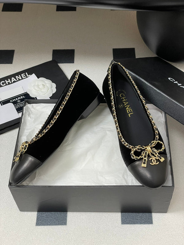 CC 25S 20mm Chain Bow Single Flat Black Velvet Sheepskin 247652