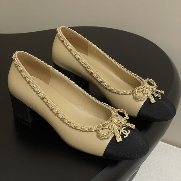 CC 25S 60mm Chain Bow Single Pumps Beige Sheepskin Black Grosgrain 247662
