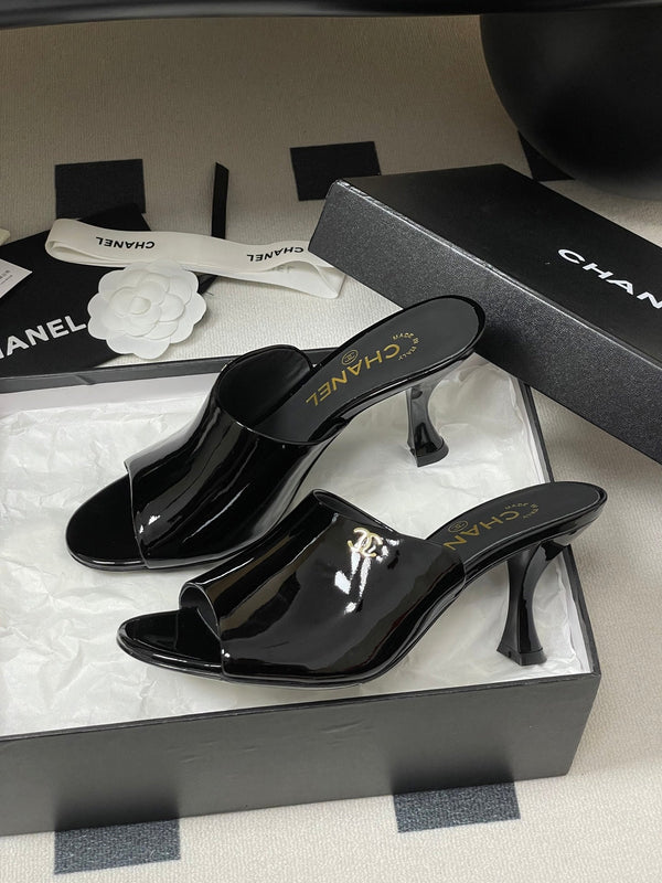 CC 26 Fish Mouth Honey High Heel Slippers 85mm Black Patent Leather 319760