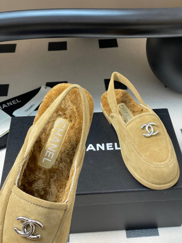 CC 25A Slingback Loafer Beige Sherpa Suede