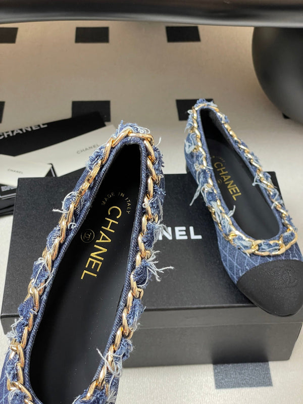 Chanel 25A Ballet Flats Big Chain Double C Dark Blue Denim Sheepskin 393816
