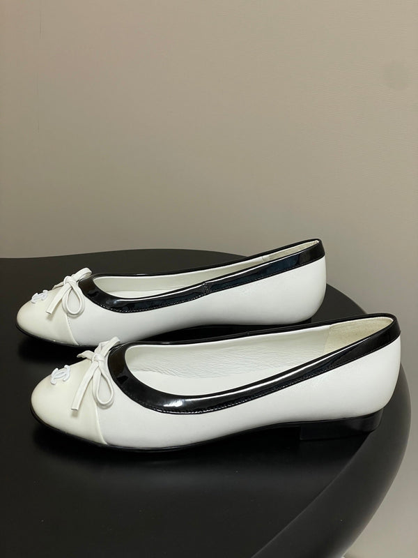 CC 25A Small Bow Ballet Flats White Mix Black Sheepskin 393966