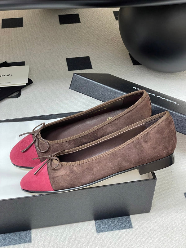 CC 25 Ballet Flat Chocolate Dark Red Suede 393996