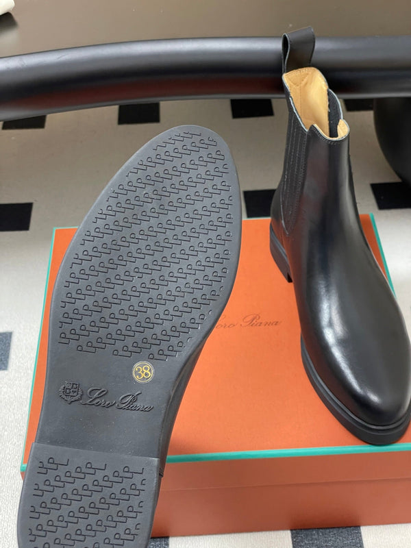 LP 25 Short Boot Black Cowhide 534657