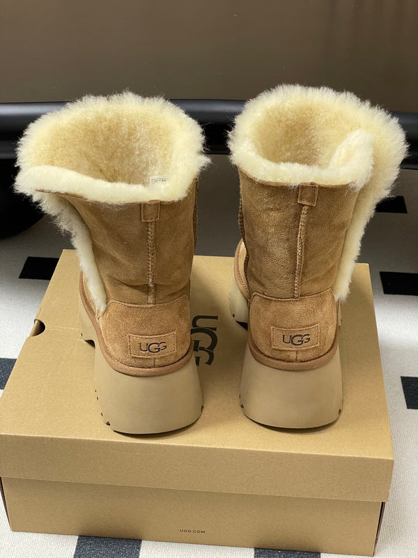 UGG Esmee Boot 70mm Light Brown White Wool Suede 522218