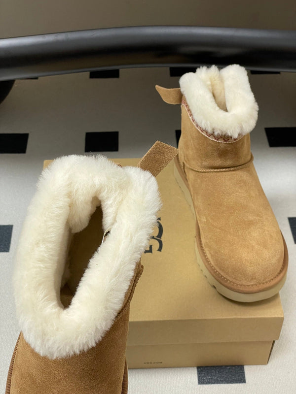 UGG Classic Mini Taslyn Boot Light Brown White Wool Suede 522216