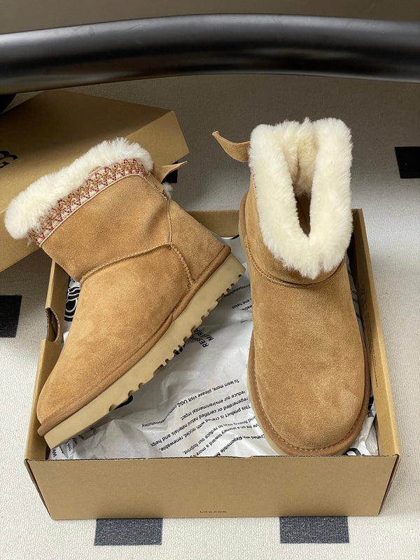 UGG Classic Mini Taslyn Boot Light Brown White Wool Suede 522216