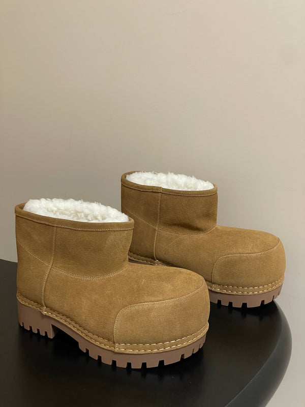 Balenciaga Snow Boots Beige Suede 535037