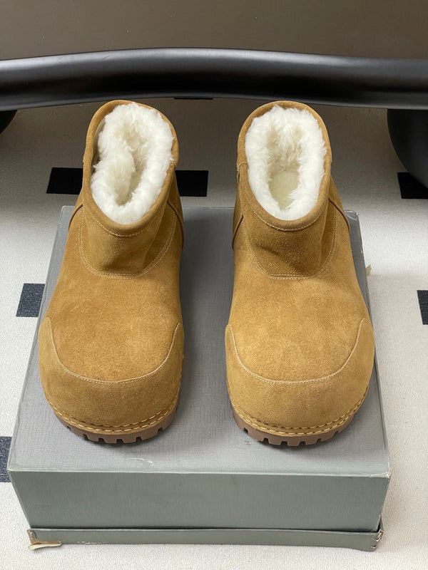 Balenciaga Snow Boots Beige Suede 535037