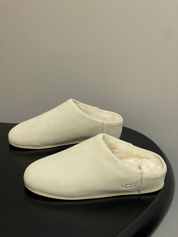 UGG Elea Slip-On Sandals Light Beige Wool Suede 525948