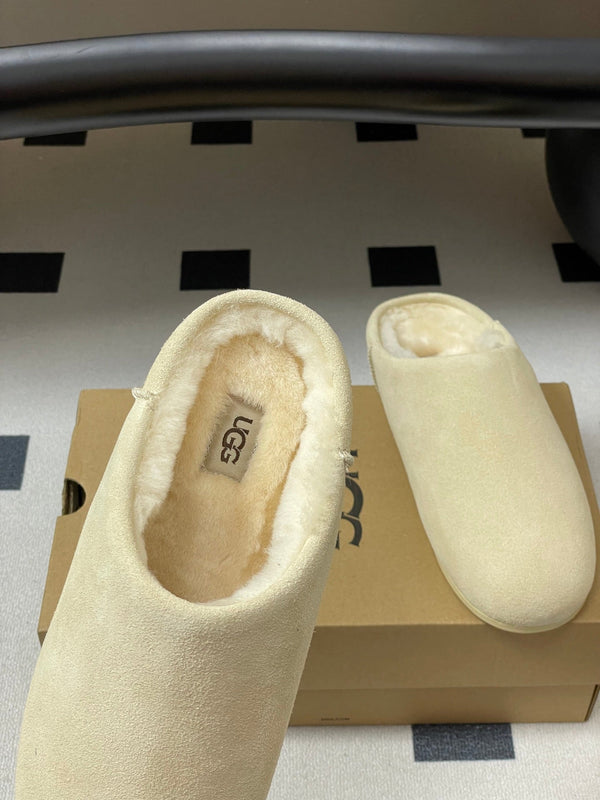 UGG Elea Slip-On Sandals Light Beige Wool Suede 525948