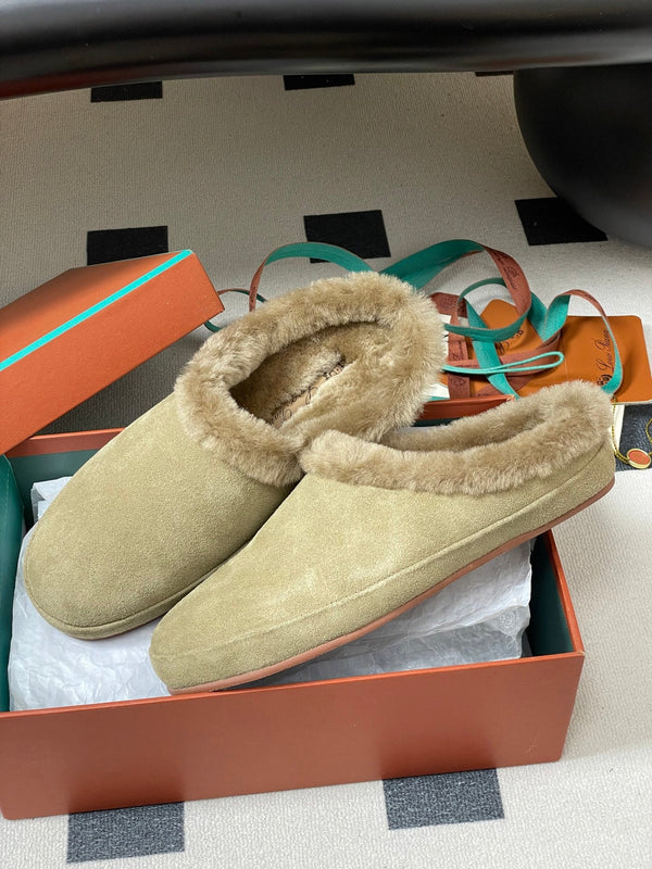 LP 25 Closed-Toe Half-Slippers Light Beige Suede Fur 534682
