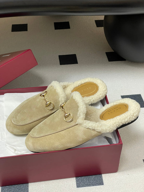 GG horsebit flat mules ivory suede and wool 534709