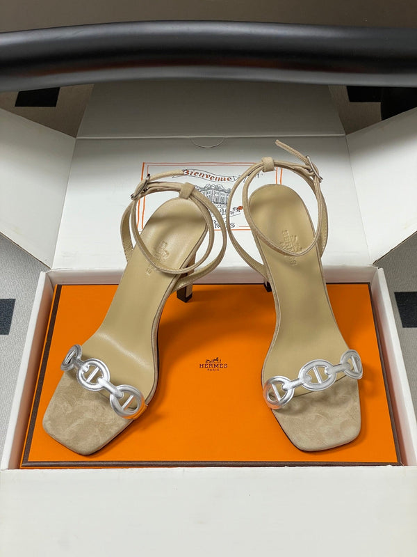 HM Luz Sandals 10.5 Taupe Sheepskin Suede 593700