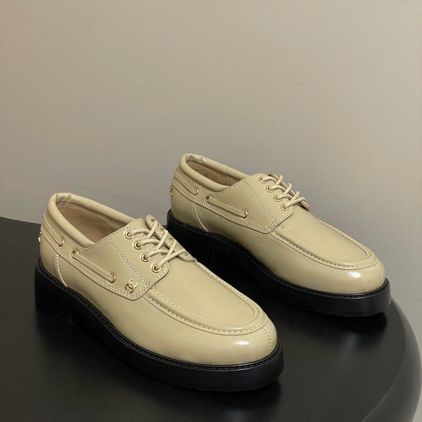 Mocassin à lacets CC 26 en agneau beige 594247
