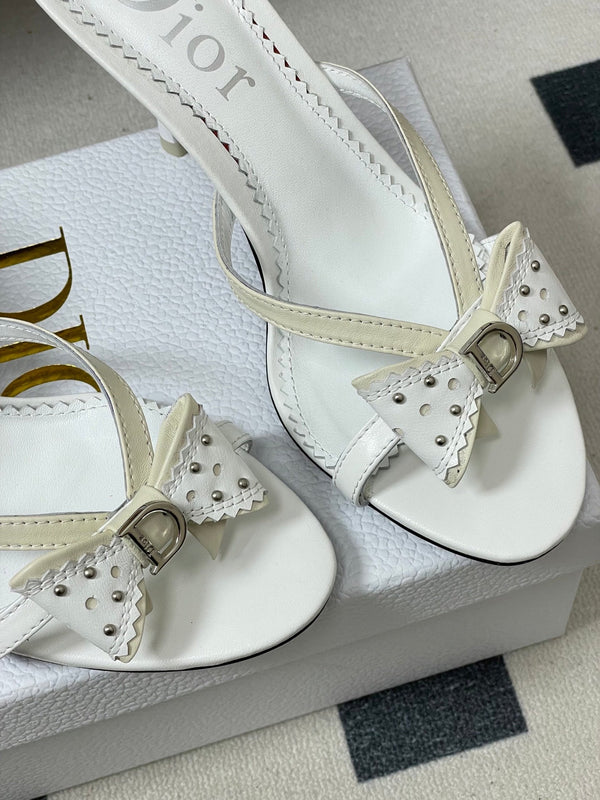 CD 26SS Sandales à talon D'Trick 10 cm Blanc Nœud en peau de mouton 632580