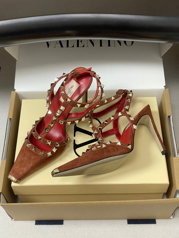 VT Rockstud Kidskin Pump 100mm Chocolate Suede 835106