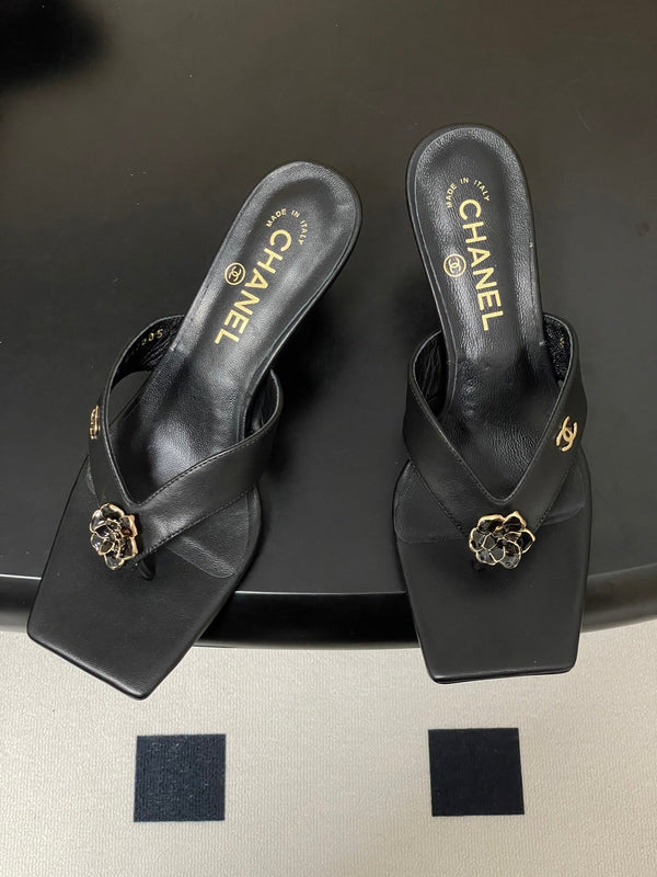 CC 26s Camellia High-Heeled Sandals Square Toe 6cm Black Leather 834729