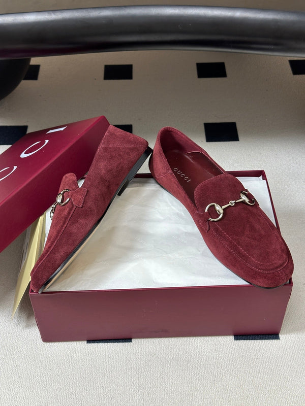 GG 26s Horsebit Loafers Flat Burgundy Suede 952561