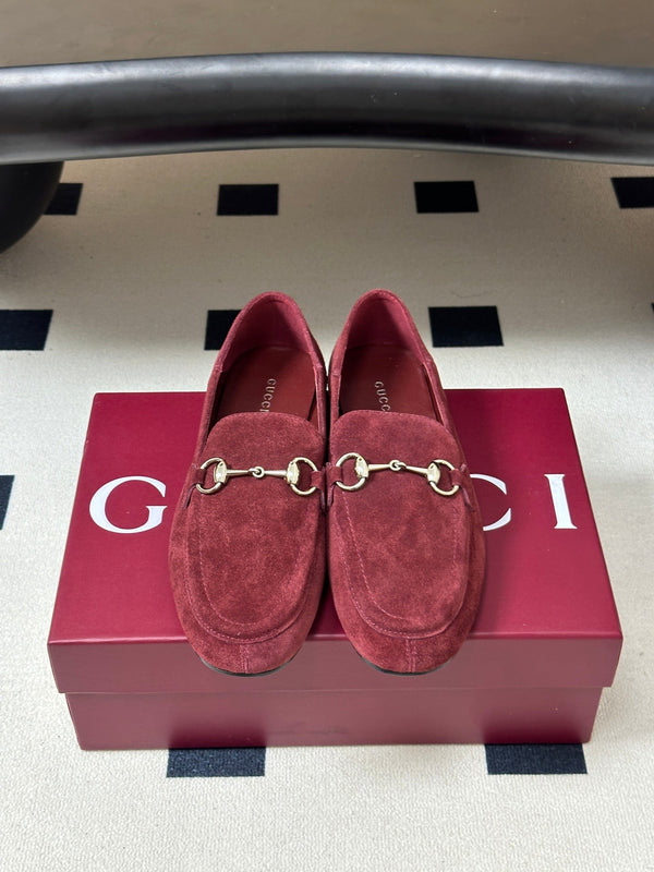 GG 26s Horsebit Loafers Flat Burgundy Suede 952561