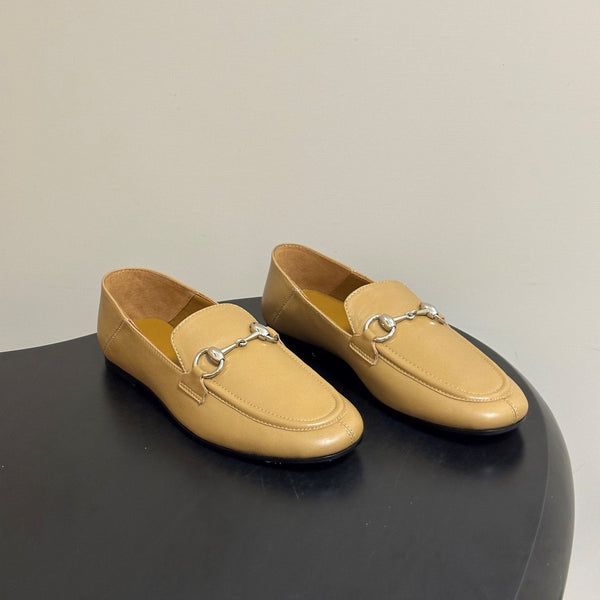 GG 26s Horsebit Loafers Flat Beige Glossy Leather 952566