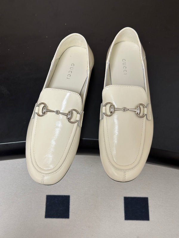 GG 26s Horsebit Loafers Flat White Glossy Leather 952567