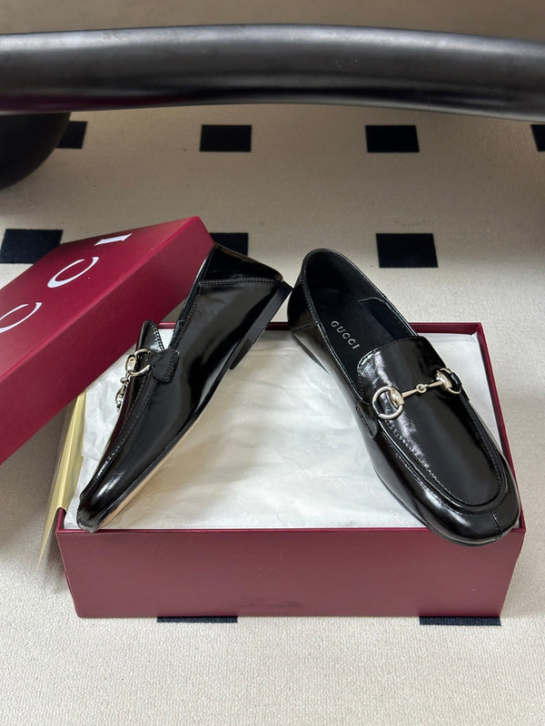 GG 26s Horsebit Loafers Flat Black Glossy Leather 952568