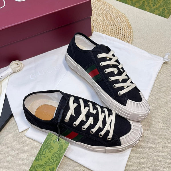 Sneaker con firma GG Ace nera