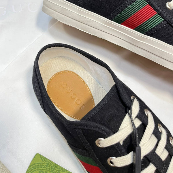 Sneaker con firma GG Ace nera