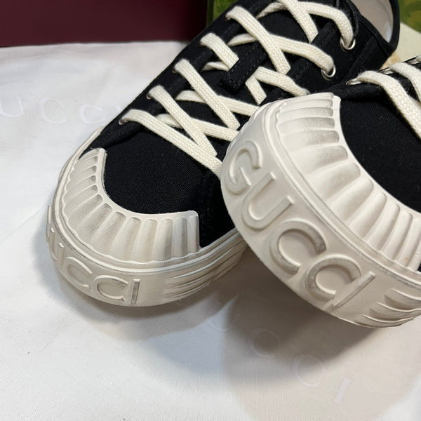 Sneaker con firma GG Ace nera