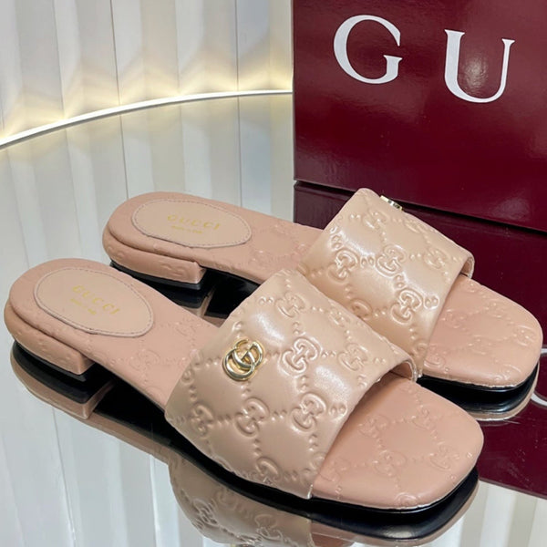 Sandali GC Double G Slide in pelle goffrata color carne 294632
