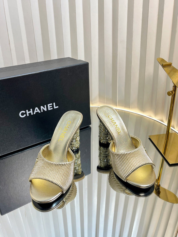 CC 26P Mule Sandals 8cm Gold Leather 767855