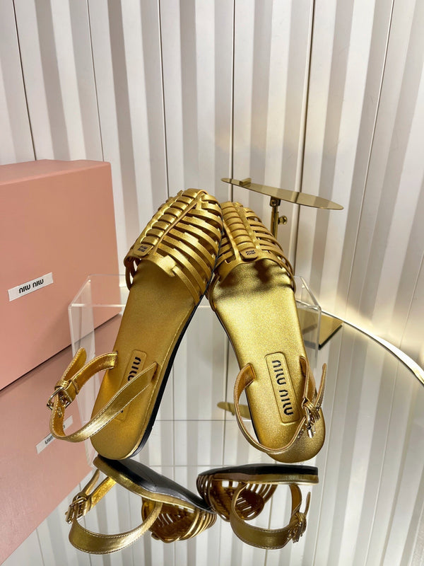 Miu 26s Slingback Sandals In Gold Calfskin