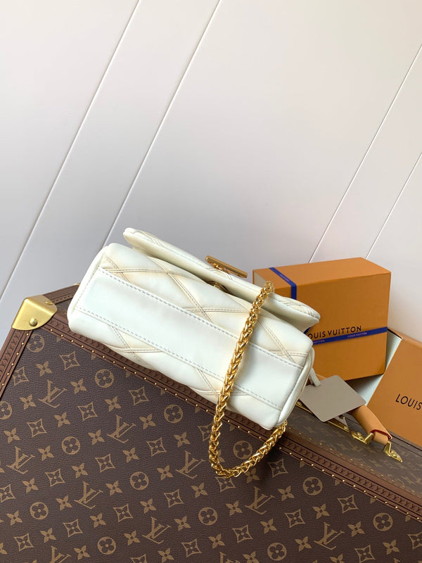 LV GO-14 MM 23 cm Pelle di agnello vaniglia GHW