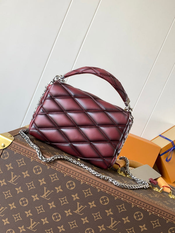 LV GO-14 MM 23cm Bordeaux Pelle di agnello Metallo HW