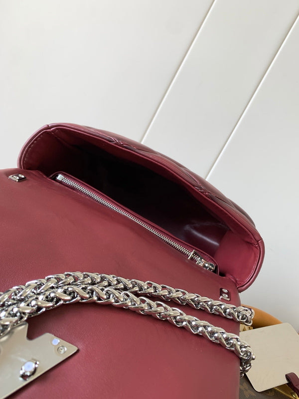 LV GO-14 MM 23cm Bordeaux Pelle di agnello Metallo HW