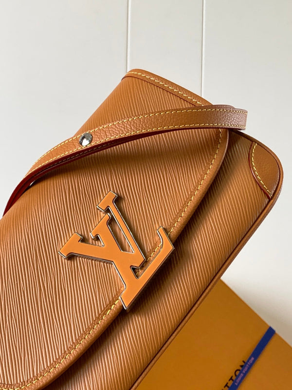 Borsa LV Buci 24,5 cm in pelle Epi marrone 241086