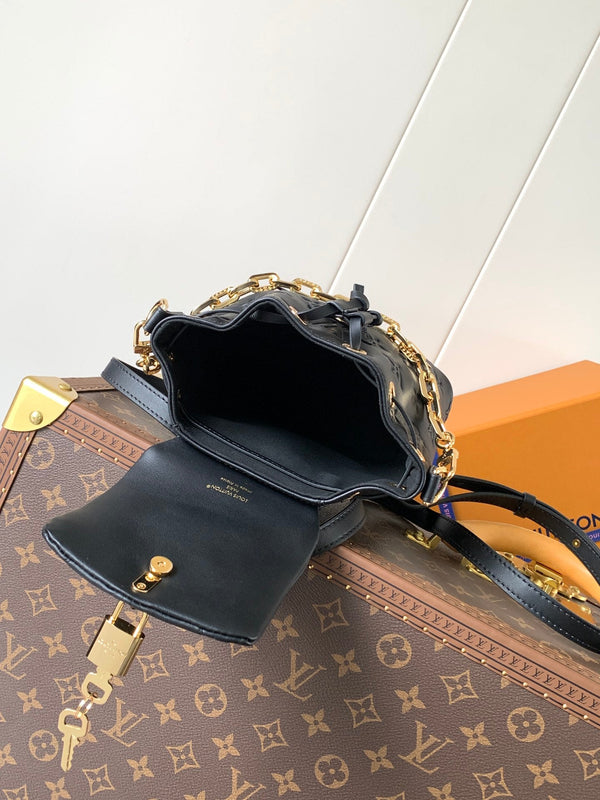 Zaino LV Coussin 20cm in pelle nera e oro 252655