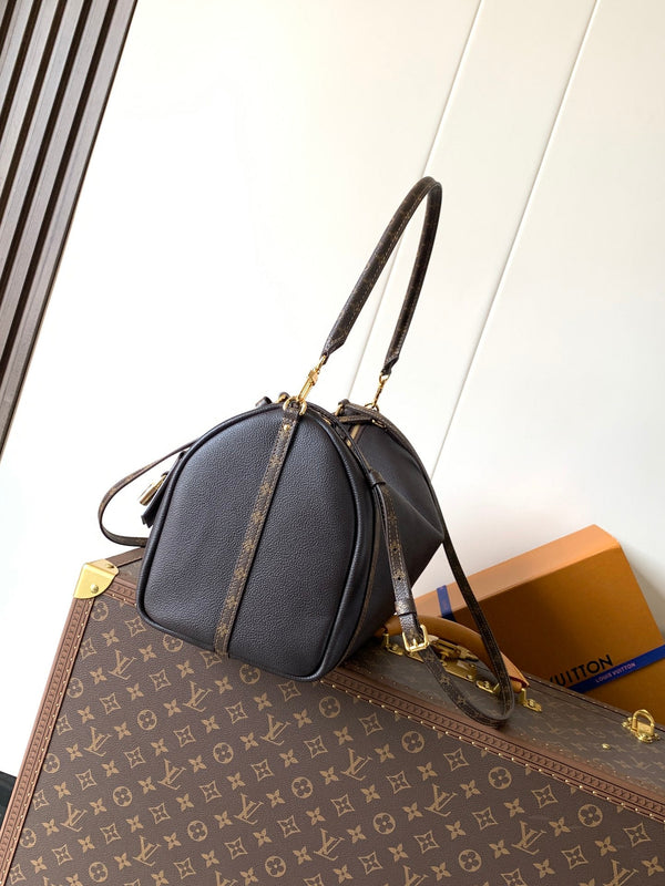 LV M26359 Express MM Handbag 36cm Black Cowhide GHW