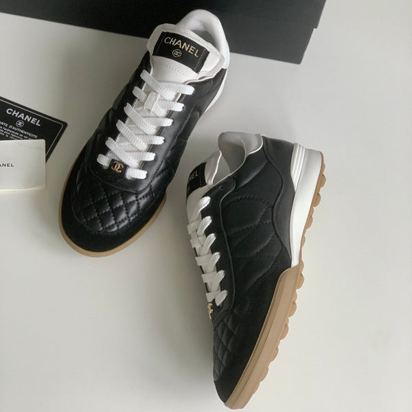 Sneaker CC in pelle di agnello nera trapuntata 143552