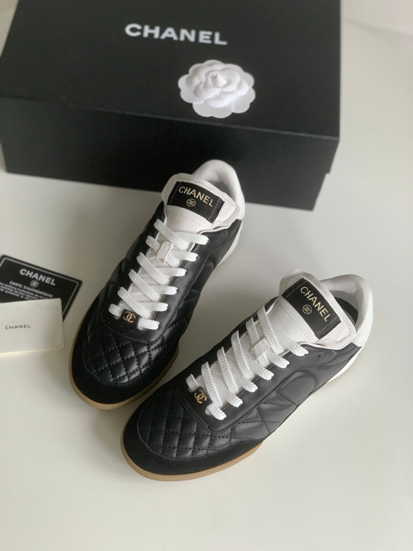Sneaker CC in pelle di agnello nera trapuntata 143552